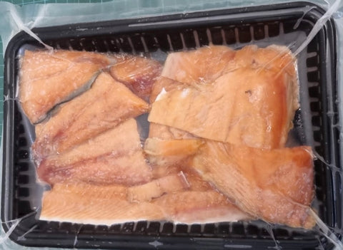Wild Alaskan (Pink) Salmon Fillet Portions (secondary cuts), skin on, boneless, 400g, price/portion, frozen