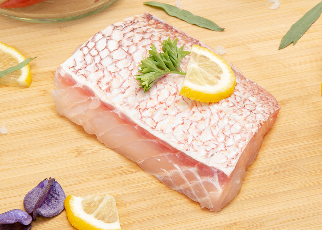 Red Snapper, skin on/boneless, 250-290g, 2 fillets, price/pack, frozen